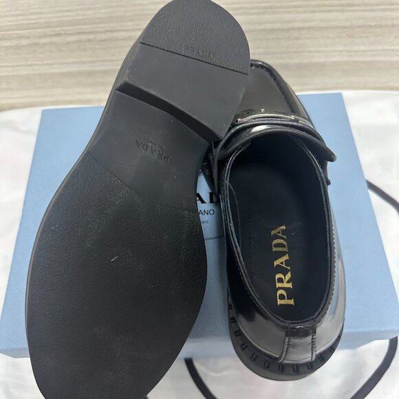 Prada Men\'s Black Loafers